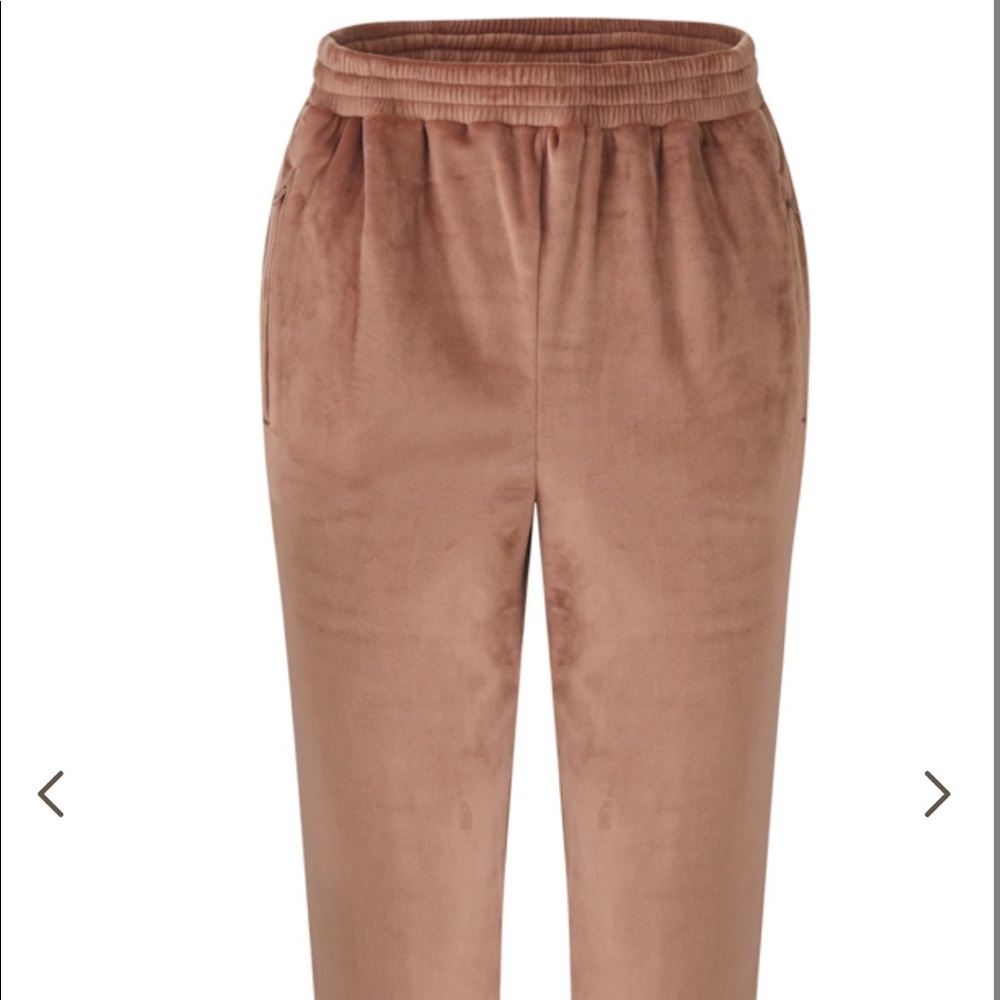 SKIMS VELOUR JOGGER